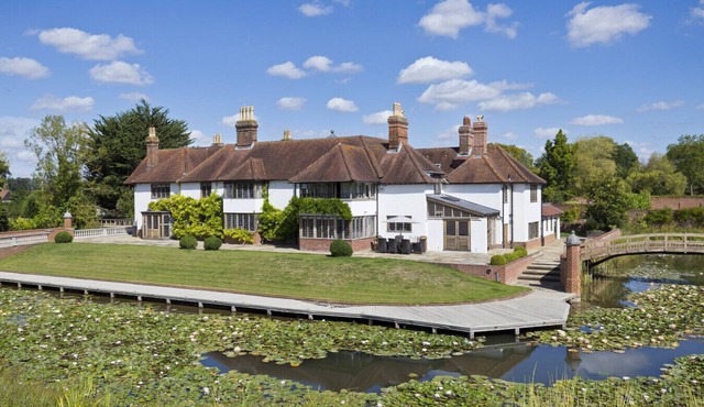 Martley Hall by Group Retreats