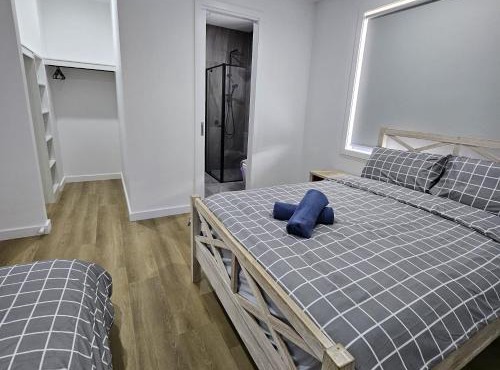 Maruve Guesthouse Plus- Modern Stay near Melb Airport 12 min