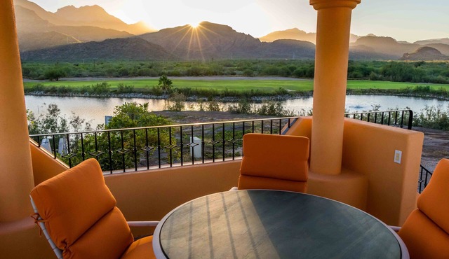 Marvellous Mountain & lake view. Bikes available for guest By Casago