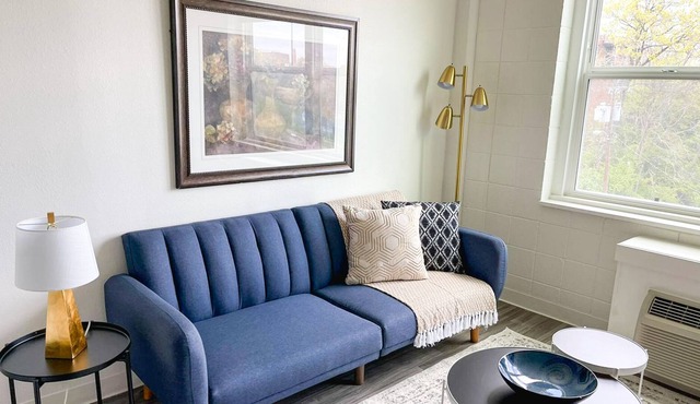 ★Marvelous 1BD/1BA + Gym - Downtown Cincinnati★