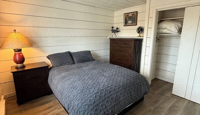 Marvelous 2-bedroom apt in a duplex with WiFi in Steamboat Springs