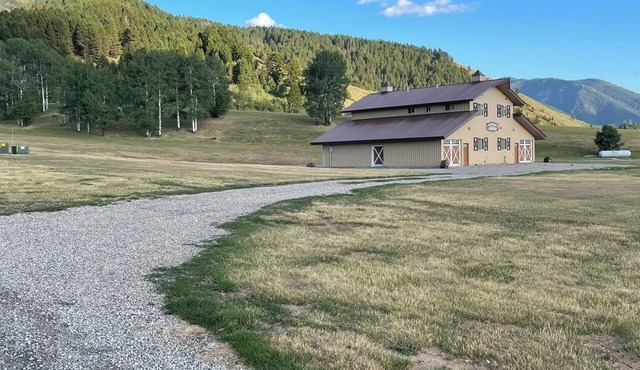 Marvelous 2-bedroom barndominium Unit A