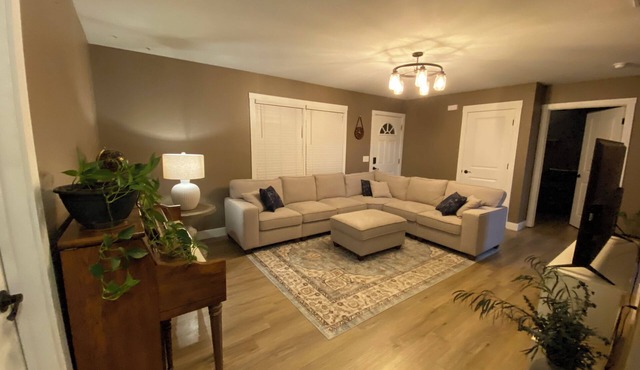 Marvelous 3-bedroom house with AC in charming Toledo