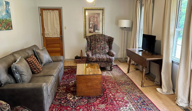 Marvelous 3-bedroom house with 2 king & 1 Queen 8/min GA National Fairgrounds