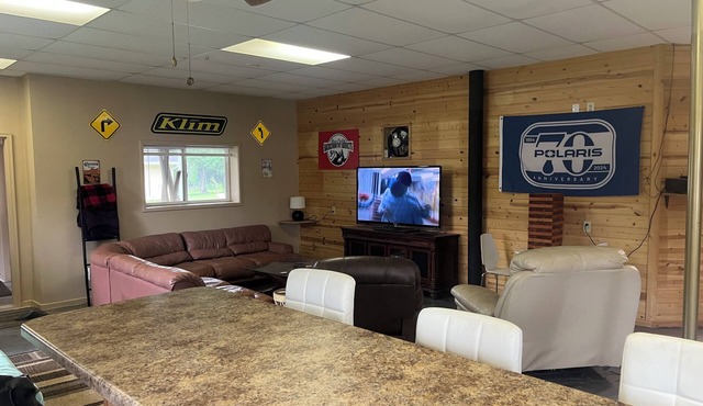 Marvelous 5-bedroom house in Bessemer on snowmobile/atv trail