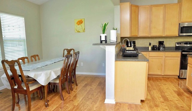 Marvelous 5-bedroom house with AC in Vandalia