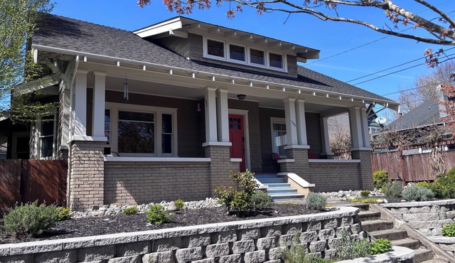 Marvelous apartment in North Tacoma, near UPS