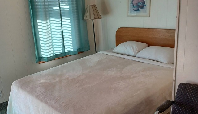 Marvelous hotel with WiFi in Dinosaur