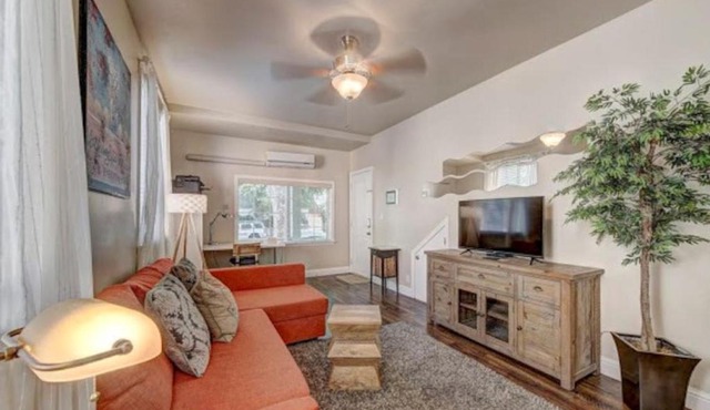 Marvelous Midtown Stay with a Modern Twist