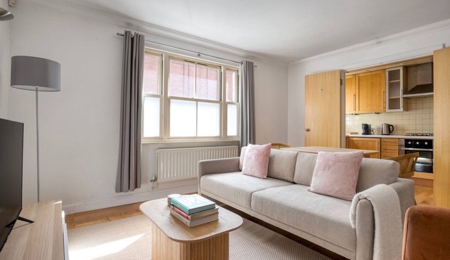 Marvelous Old Street 1BR, walk to Shoreditch & Hoxton, by Blueground