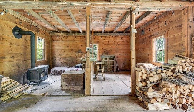 Marvelous oversized townhome and event space with its own pond and 95 acres.