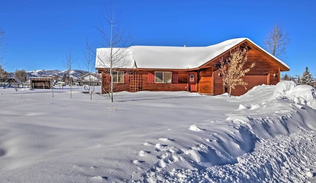 Mary Ann's Mountain Maison - ski 3 resorts; garage; walk to town