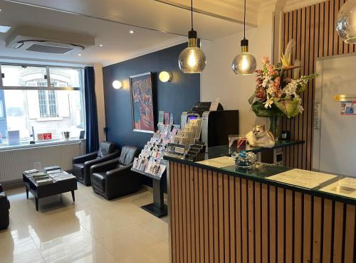 Mary's Hotel République