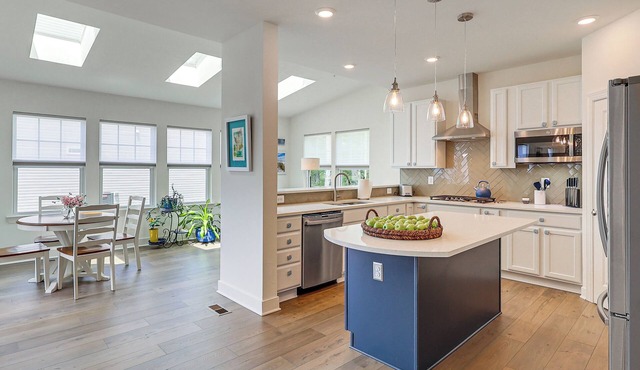 Maryland Family Home 1 Block to North East River!