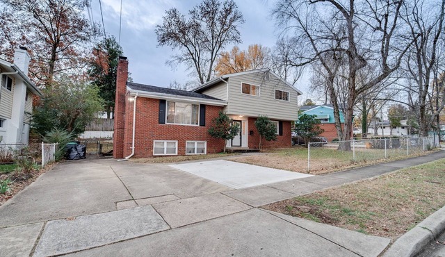 Maryland Gem! 5BR Retreat Near MGM, Harbor & Downtown D.C.
