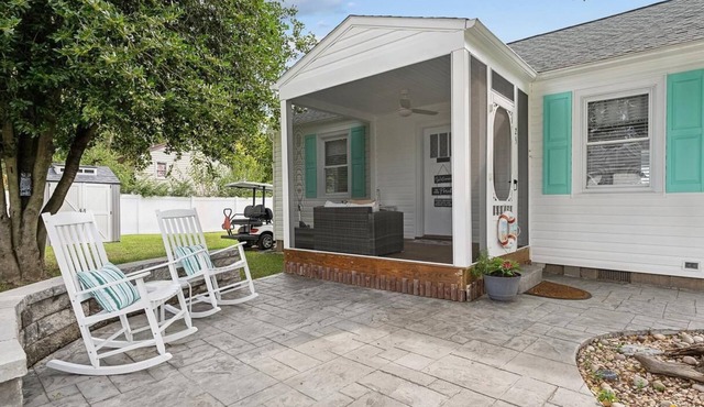 Maryland View. Charming 2-bedroom cottage, water view, walk to beach/boardwalk.