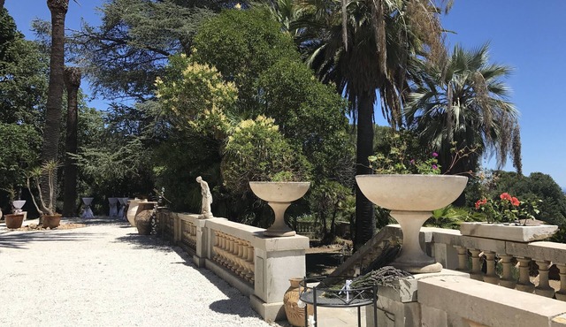 Mas 18th century sea view