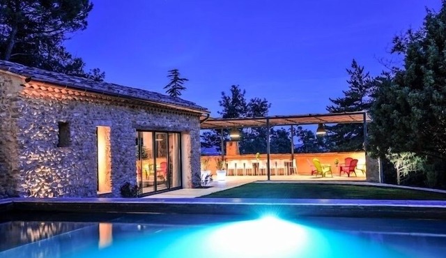 MAS 5* SAINT QUENIN® 26 pers - Heated swimming pool - Jacuzzi -Sauna - Air conditioning