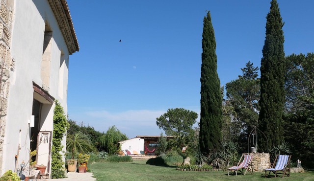Mas Baudran in the heart of the Camargue, 10 minutes from Arles. Absolute calm!