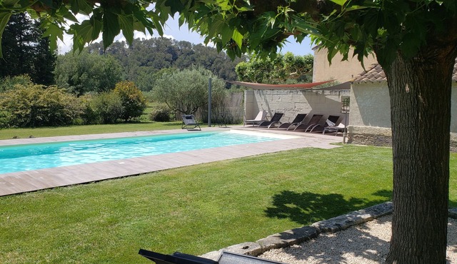 Mas between Avignon and Saint Remy de Provence Barbentane