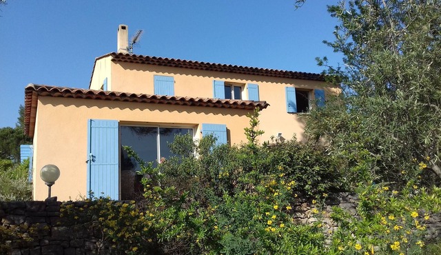 Mas Chardons Bleus 130 m2 6 people garden 4000 m2 natural and quiet area