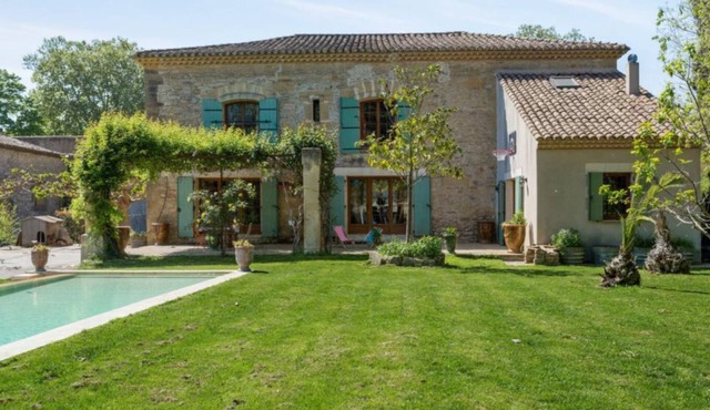 Mas CLOS DE TEILLAN with private swimming pool