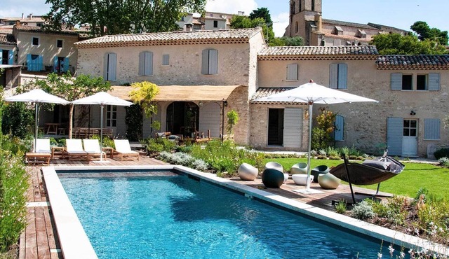 Mas d'Estiéu CUCURON Authentic Secure MAS Provençal with Pool View -near Village