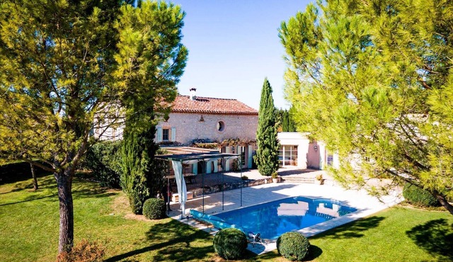 Mas d'Orban - Pool - Games room - Large park