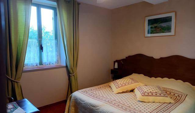 Mas de Bouvau: Room 5 Nerium