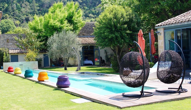 Mas de caractère in medieval village with swimming pool, in large wooded garden