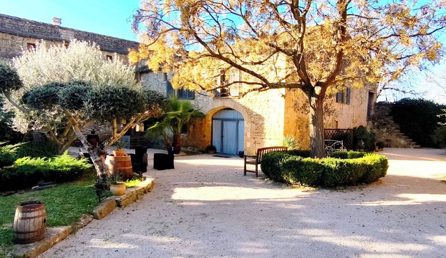 Mas de Castille Guest House