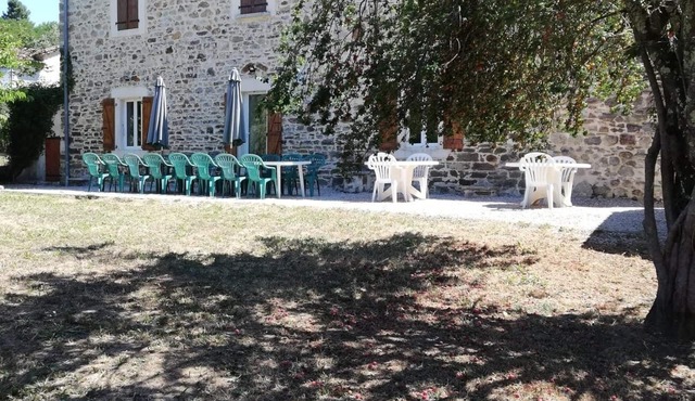 Mas de la châtaigneraie à gagnière gites rental near Vallon Pont d'Arc