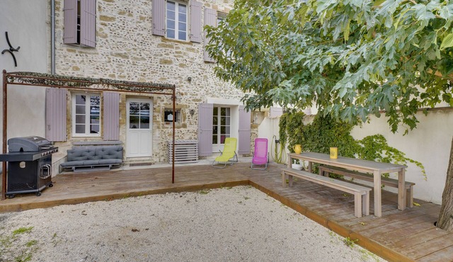 Mas de la Garance for 9 people with mini pool