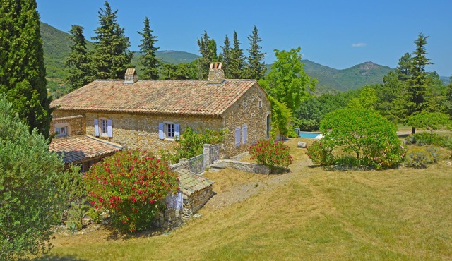 Mas de la Huppe 20 p Heated swimming pool 6 bdrms