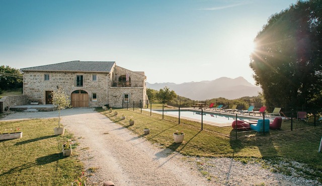 Mas de Pascalin, 250m2 of living space, 13m x 6m heated swimming pool