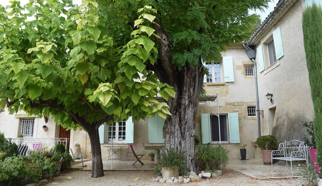 Mas de Provence ideal for holidays with family or friends