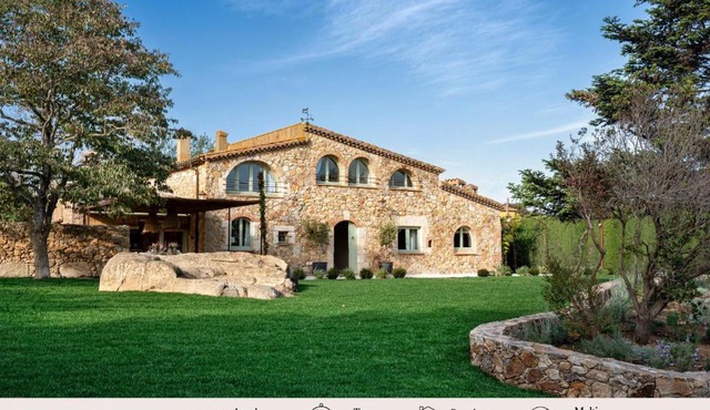 Mas del Suro Costa Brava - BY EMERALD STAY