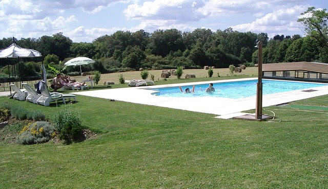 Mas des Aumèdes, gite with pool, spa, sauna .
