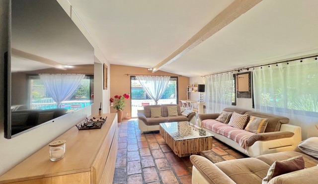 Mas des Oliviers, Pool, Tennis & Petanque