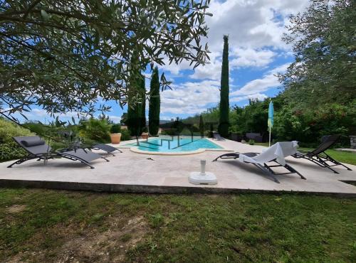 Mas du Tilleul « Sous La Tonnelle »