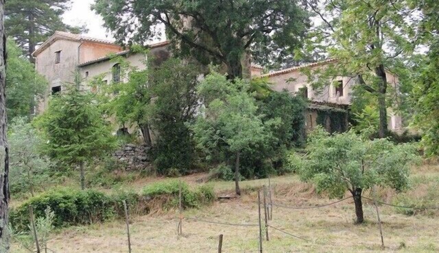 Mas Ferrieres Saint Laurent, Old Fortified Farmhouse