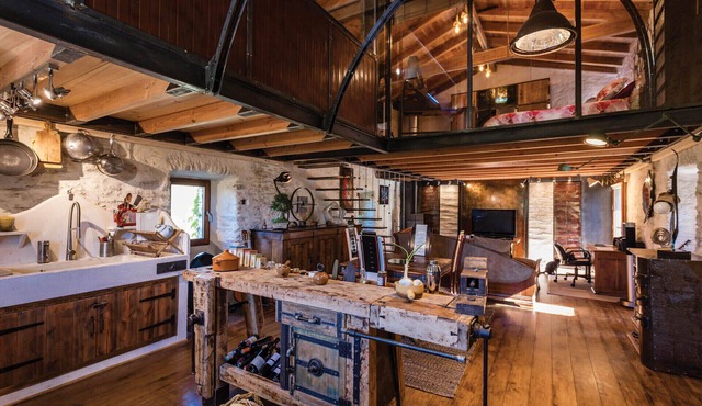 Mas in Cevennes, natural pool, charm and exception. Near alès.