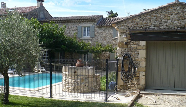Mas in Provence with swimming pool