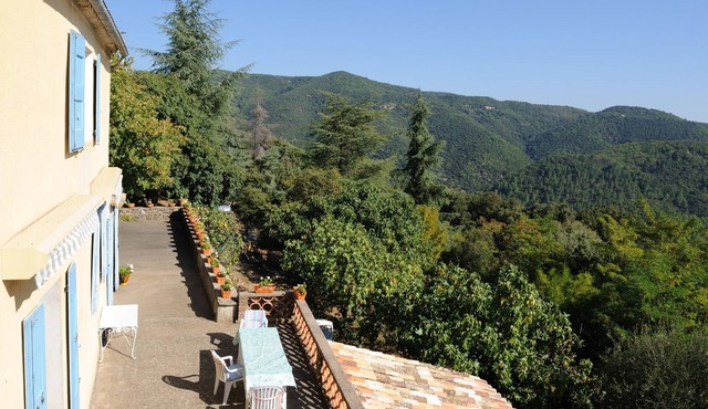 Mas in the Cévennes: peace and quiet