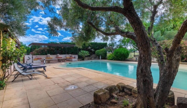 Mas Mont Plaisir by Interhome