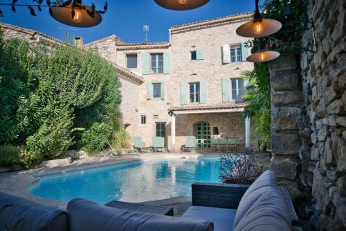 Mas piscine exposition sud Proche Uzès