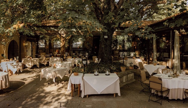 Mas Provençale de 20 Chambres Avec Salles de Bain Privatives Dans un Parc 3ha