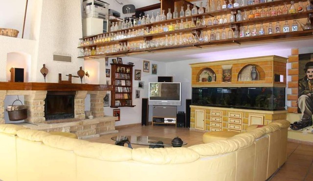 Mas Provençale Avec Piscine 600m2 30 Couchages Maxi sur 8 Hectares de Terrains