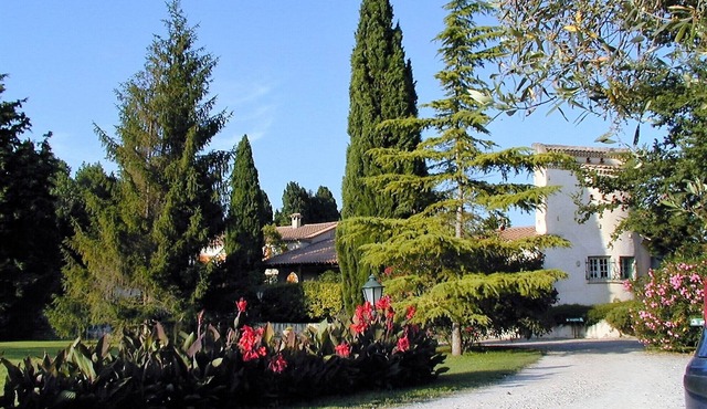 MAS PROVENCAL 5 mn from Nîmes