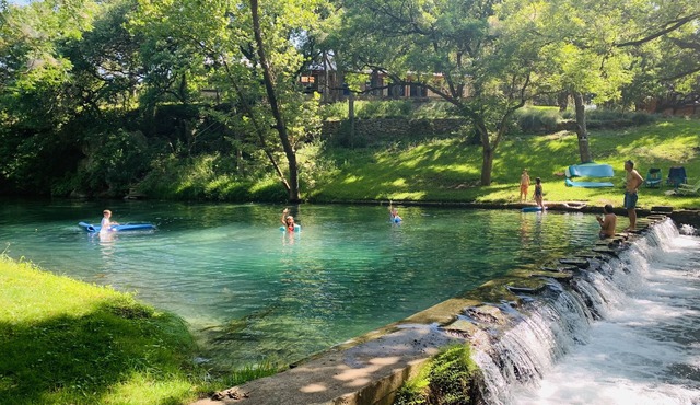 Mas Suerte Wimberley - Cabin